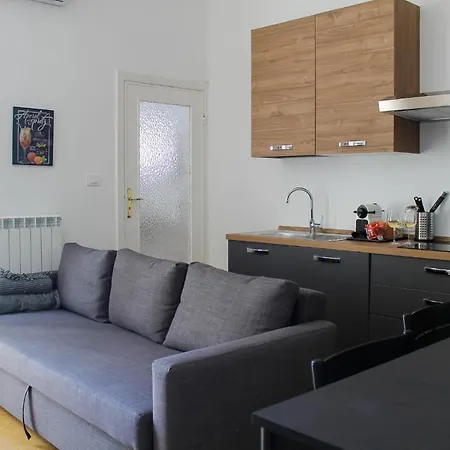 M&m Apartment *